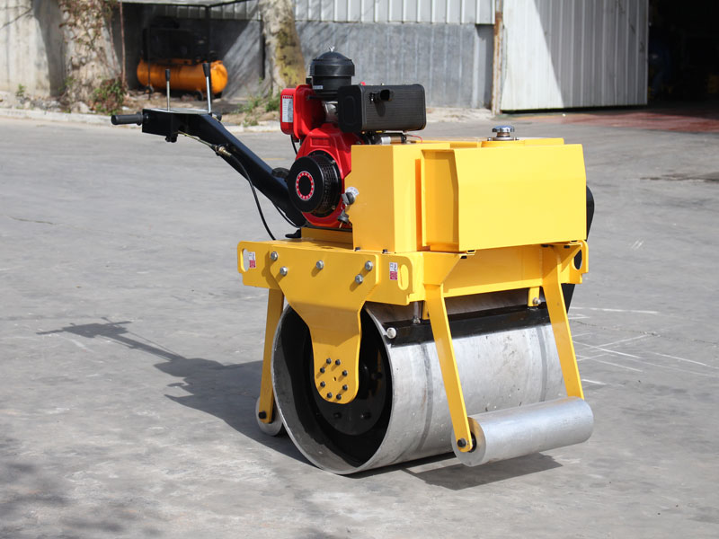 600手扶式單鋼輪壓路機/